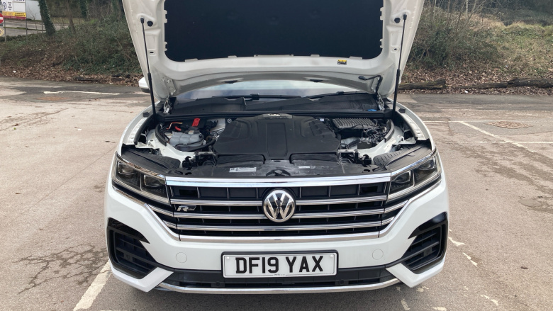 Volkswagen Touareg 3.0 V6 TDI 4Motion R-Line Tech 5dr Tip Auto Diesel Estate